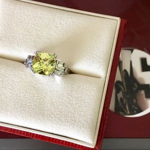 Faux Peridot & Faux Diamond Silvery Ring Sz 7+-